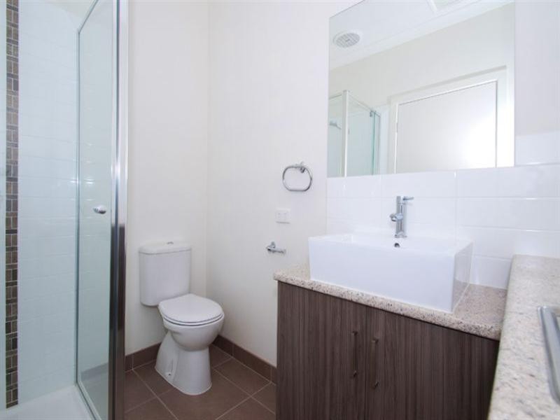 2+3/52 Elder Street, Watsonia VIC 3087