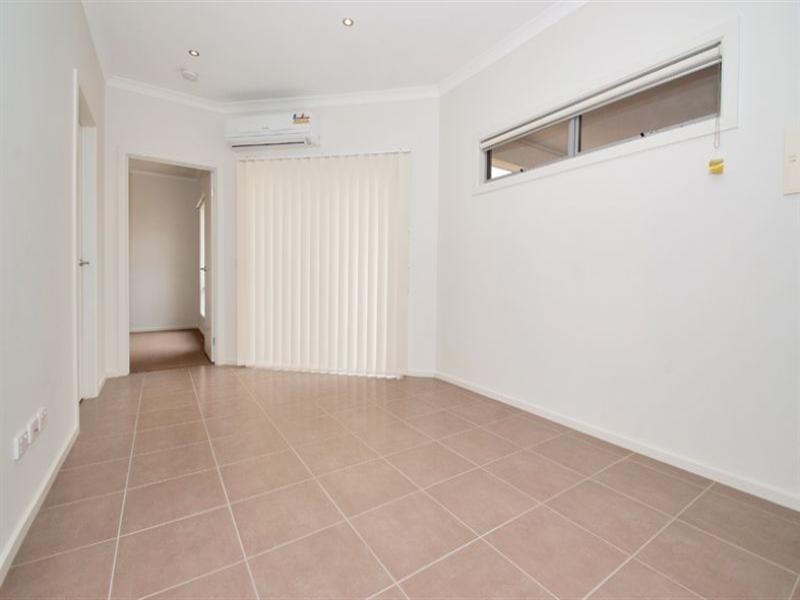 2+3/52 Elder Street, Watsonia VIC 3087