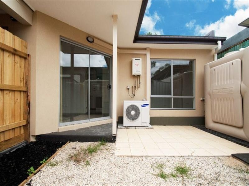 2+3/52 Elder Street, Watsonia VIC 3087