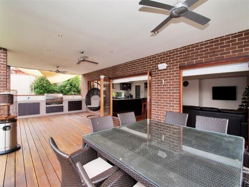 5 Topaz Grove, South Morang VIC 3752