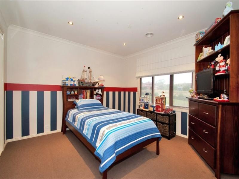 5 Topaz Grove, South Morang VIC 3752