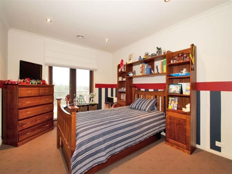 5 Topaz Grove, South Morang VIC 3752