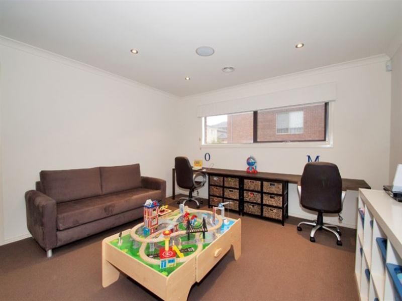 5 Topaz Grove, South Morang VIC 3752