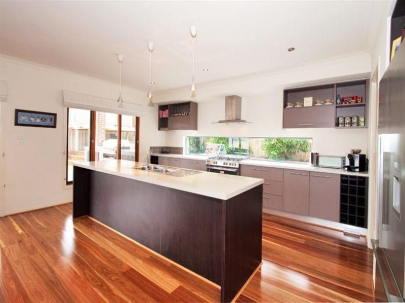 5 Topaz Grove, South Morang VIC 3752