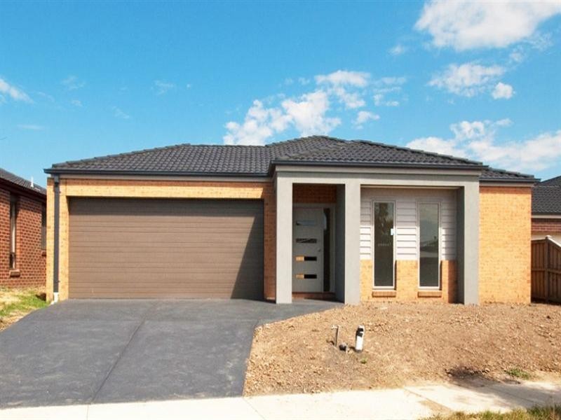 4 Luther Way, Mernda VIC 3754