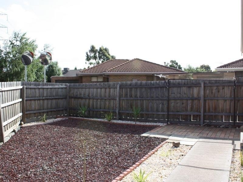 2/229 Childs Road, Mill Park VIC 3082