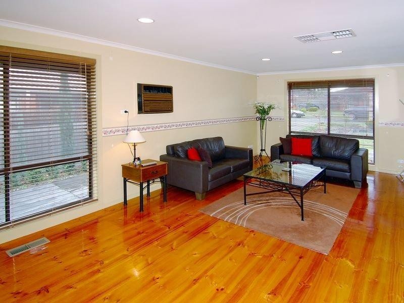 7 Nagle Court, Mill Park VIC 3082