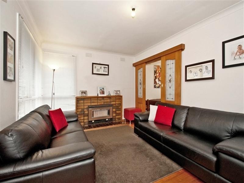 5 Lloyd Avenue, Epping VIC 3076
