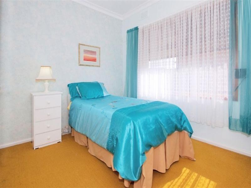 19 Central Avenue, Thomastown VIC 3074