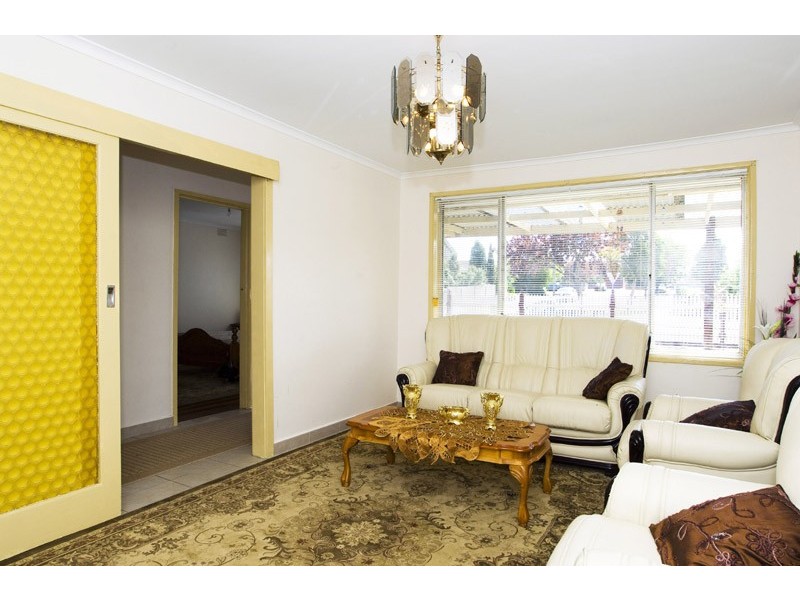 146 Casey Drive, Lalor VIC 3075