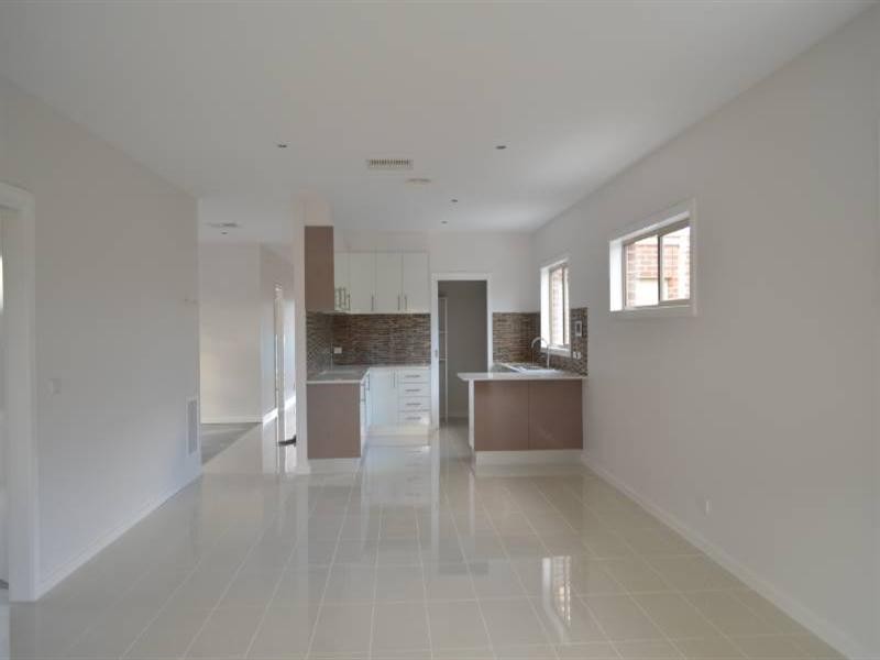 29 Kings Cote Way, Epping VIC 3076