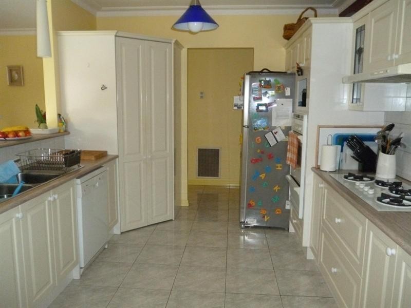 2 Silverthorn Court, Mill Park VIC 3082