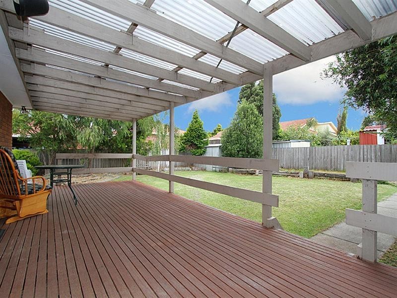 82 Moorhead Drive, Mill Park VIC 3082