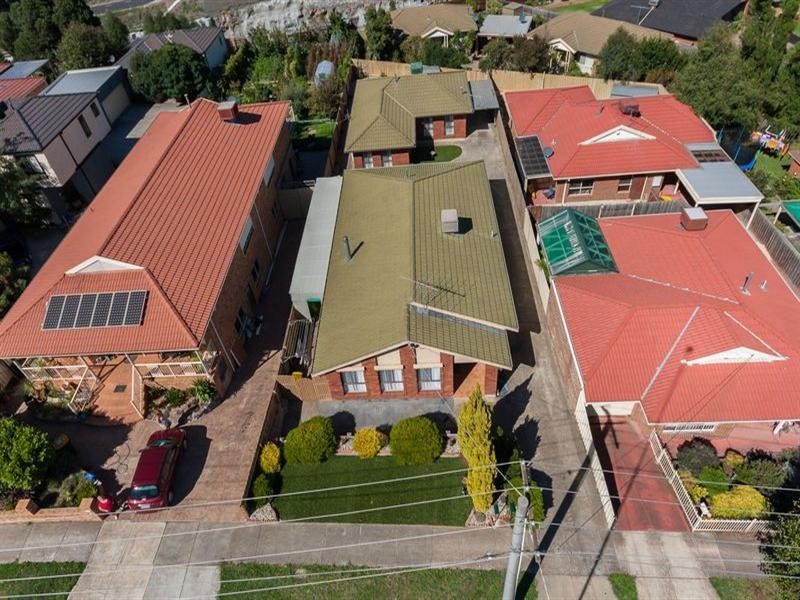 1+2/3 Grimwade Court, Epping VIC 3076