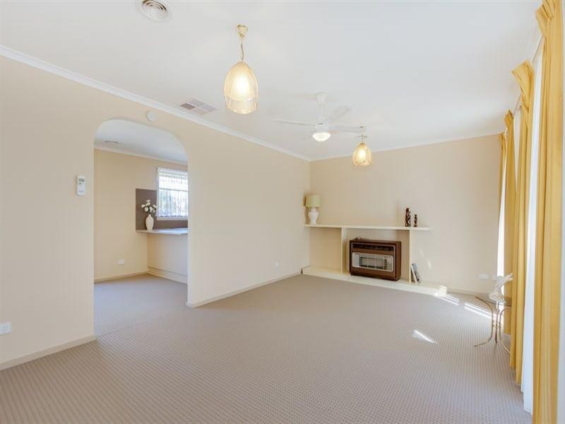 1+2/3 Grimwade Court, Epping VIC 3076