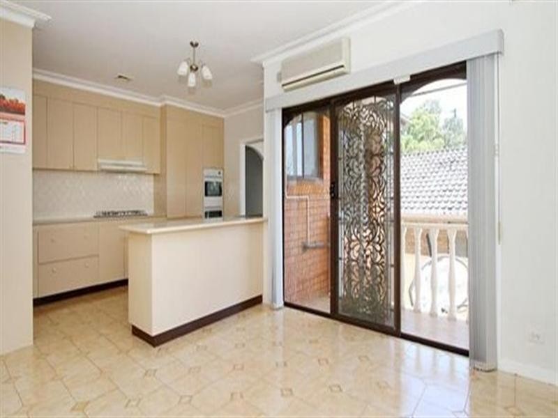 3 Buckmaster Drive, Mill Park VIC 3082