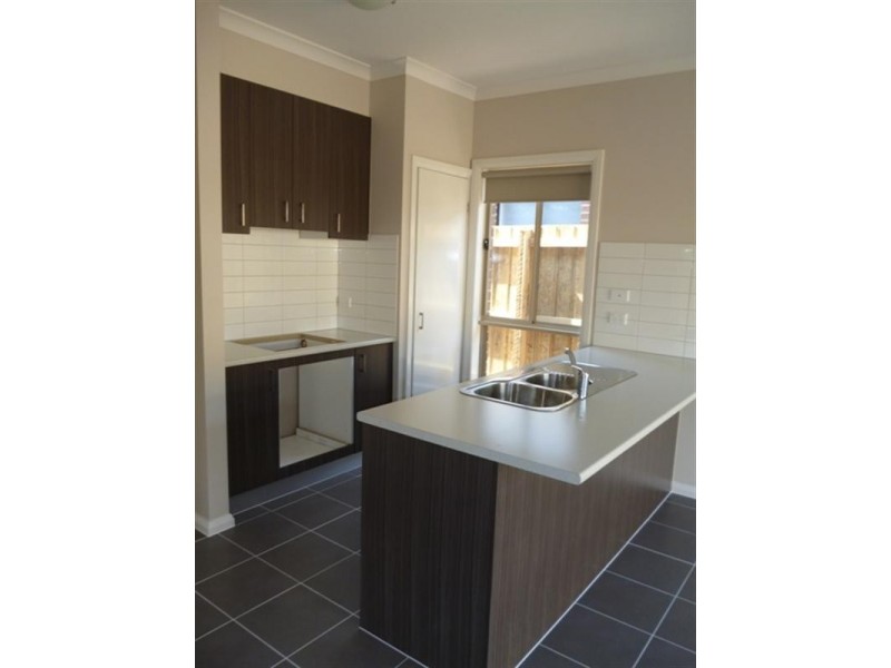 10 Ladislaw Drive, Epping VIC 3076