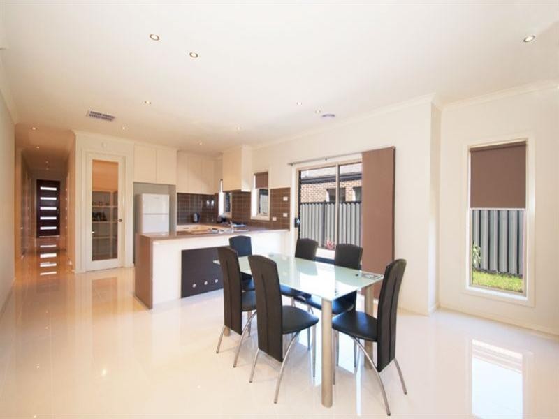 17 Gunther Way, Wollert VIC 3750