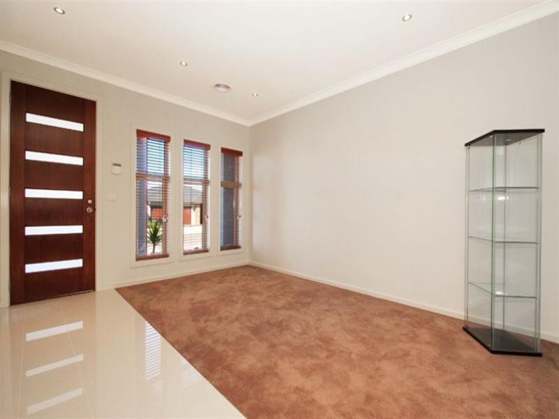 17 Gunther Way, Wollert VIC 3750