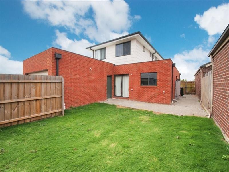 23 Starlight Gardens, Epping VIC 3076