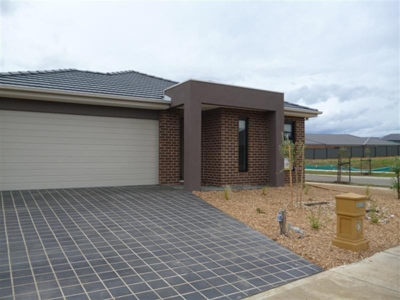 9 Mowbray Street, Mernda VIC 3754