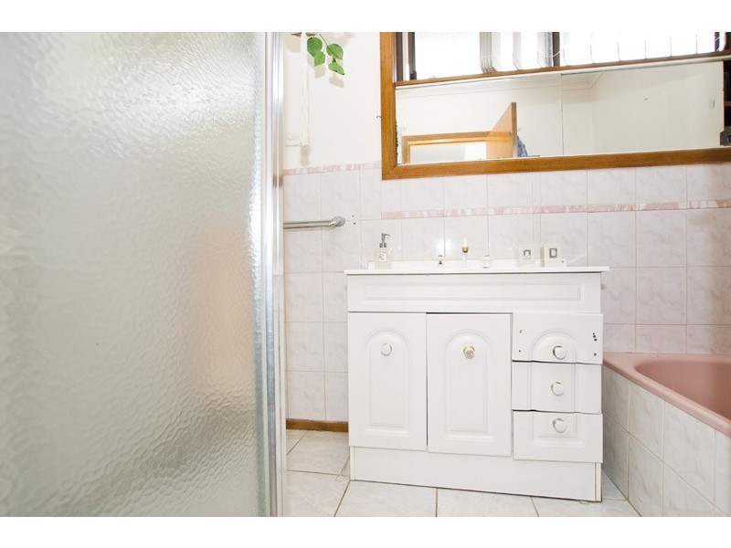 14 Festival Grove, Lalor VIC 3075