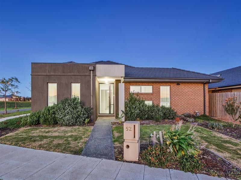 52 Broadleaf Drive, Epping VIC 3076