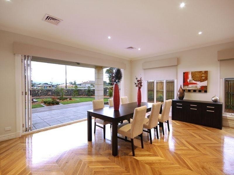 18 Geranium Grove, Mernda VIC 3754