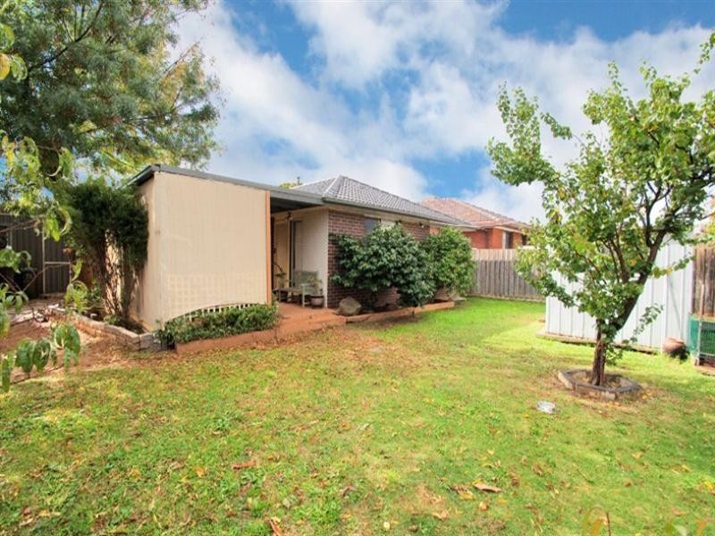 21 McFarlane Crescent, Epping VIC 3076