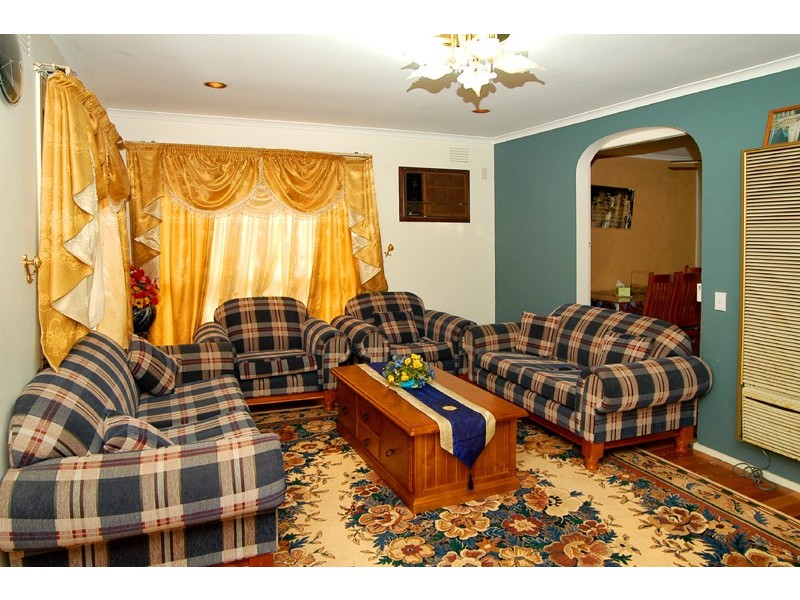 2 Tyson Court, Lalor VIC 3075