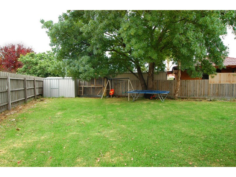 2 Tyson Court, Lalor VIC 3075