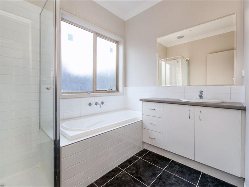 4 Muir Way, Mernda VIC 3754