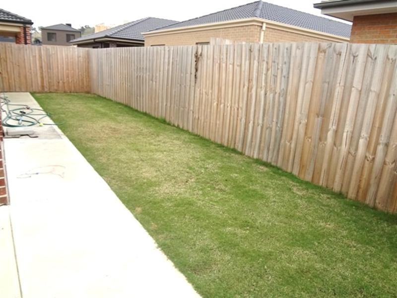 9 Fitzgerald Drive, South Morang VIC 3752
