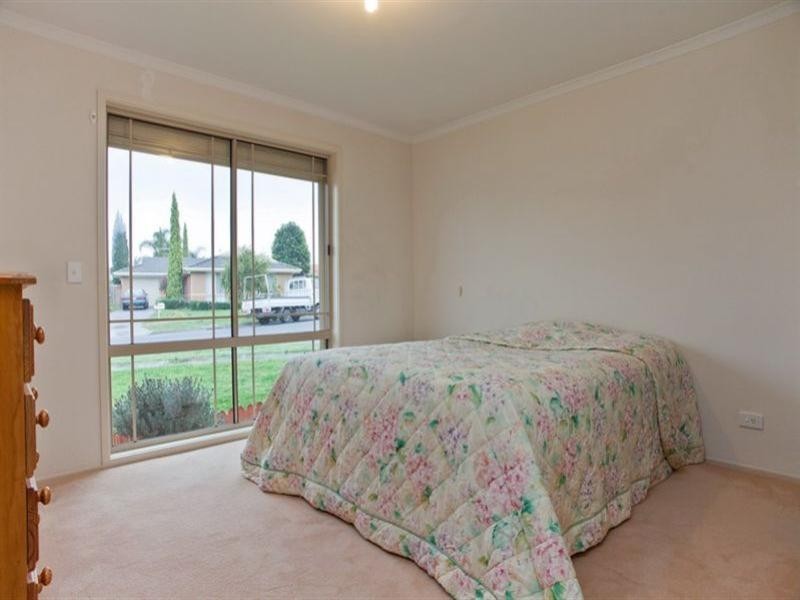 7 Sahra Court, Epping VIC 3076