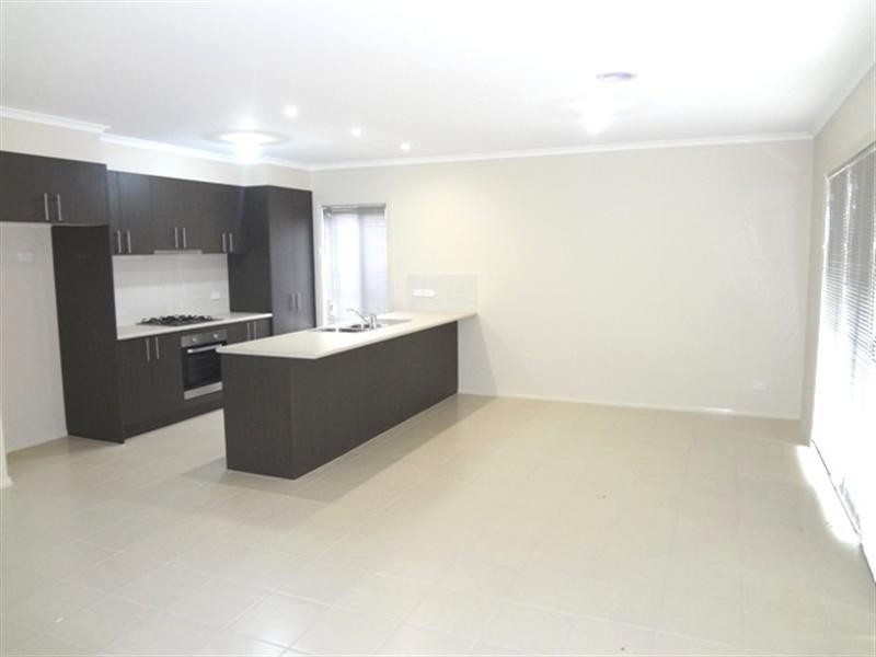 13 Stourhead Avenue, Mernda VIC 3754