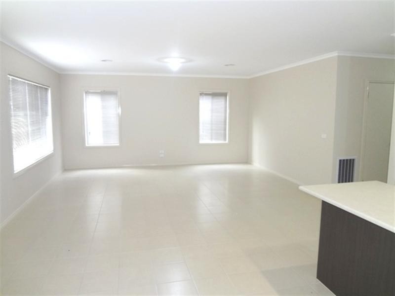 13 Stourhead Avenue, Mernda VIC 3754