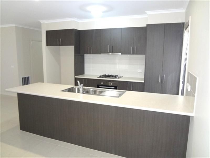 13 Stourhead Avenue, Mernda VIC 3754