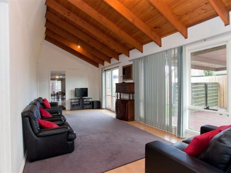 26 Guinea Court, Epping VIC 3076