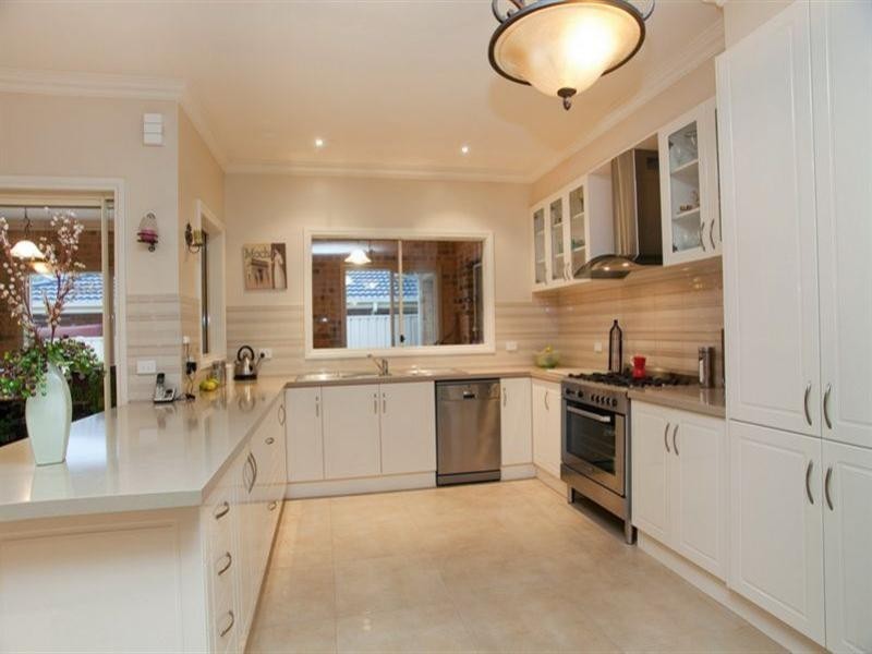 8 Hanton Place, Epping VIC 3076