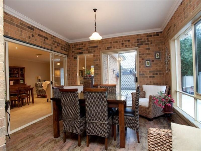 8 Hanton Place, Epping VIC 3076