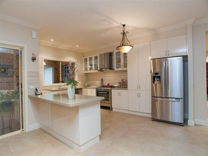 8 Hanton Place, Epping VIC 3076