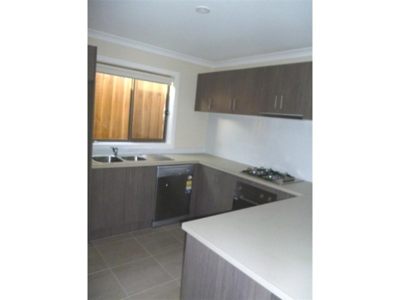 12 Gentle Walk, Doreen VIC 3754