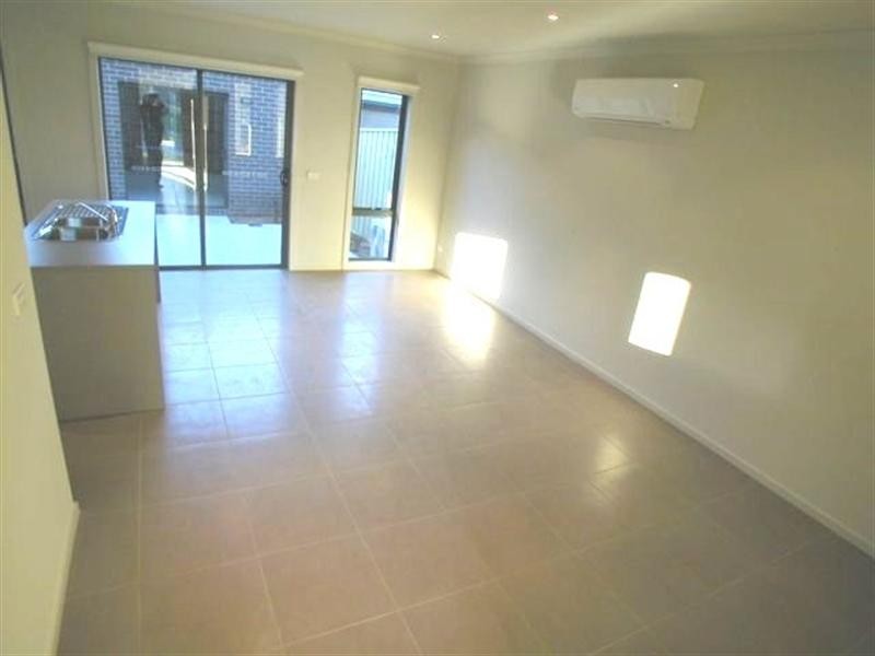 77 Lyndarum Drive, Epping VIC 3076