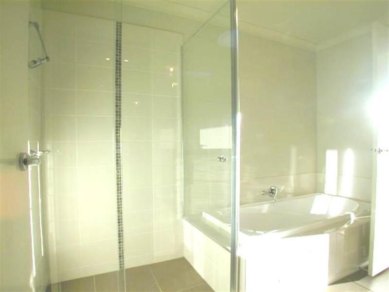 77 Lyndarum Drive, Epping VIC 3076