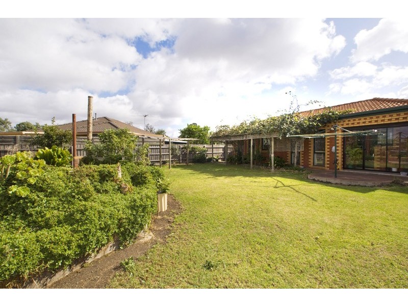 3 Lukin Court, Mill Park VIC 3082