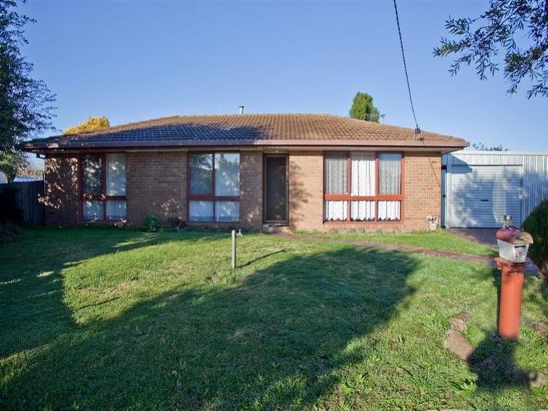 49 Kinlora Avenue, Epping VIC 3076