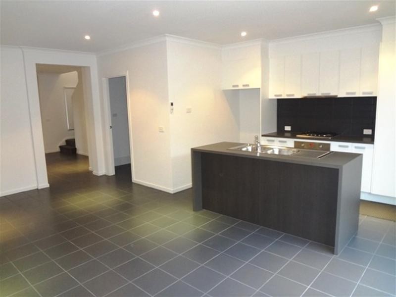 81 Lyndarum Drive, Epping VIC 3076