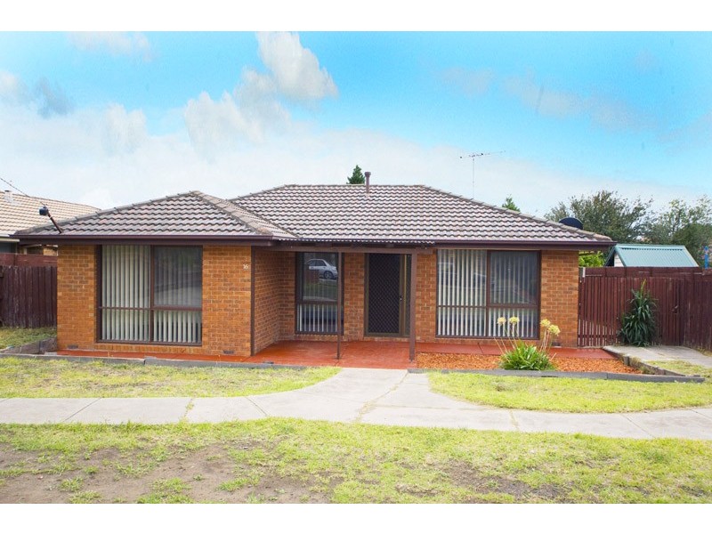 16 Lamina Avenue, Mill Park VIC 3082