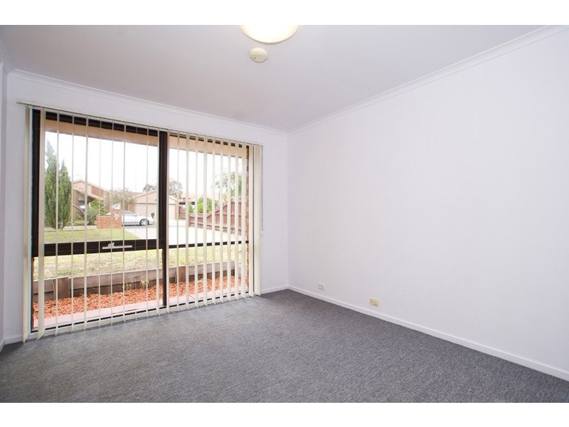 16 Lamina Avenue, Mill Park VIC 3082