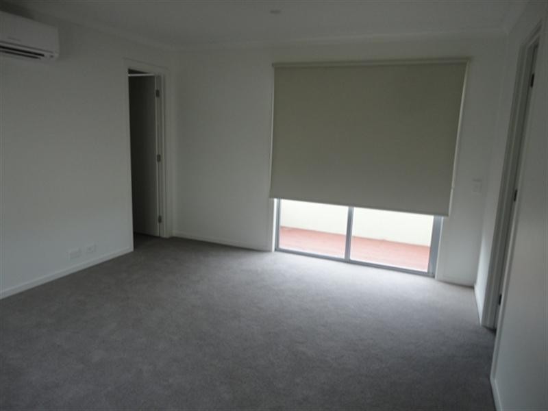 33 Champions Parade, Epping VIC 3076